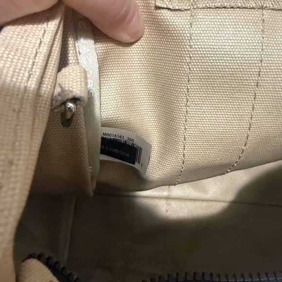 Marc Jacobs Beige Canvas Tote Bag - Picture 6 of 7